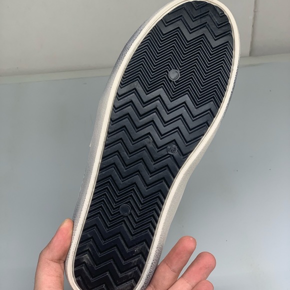 Women’s Distressed Sneaker with grey star detailing in white faux leather - Picture 7 of 13